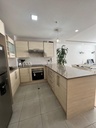 Orellana - Vendo Hermoso Dpto. Amoblado, Casi Nuevo - Moderno - 90 m², 2dorm, 2.5 Baños