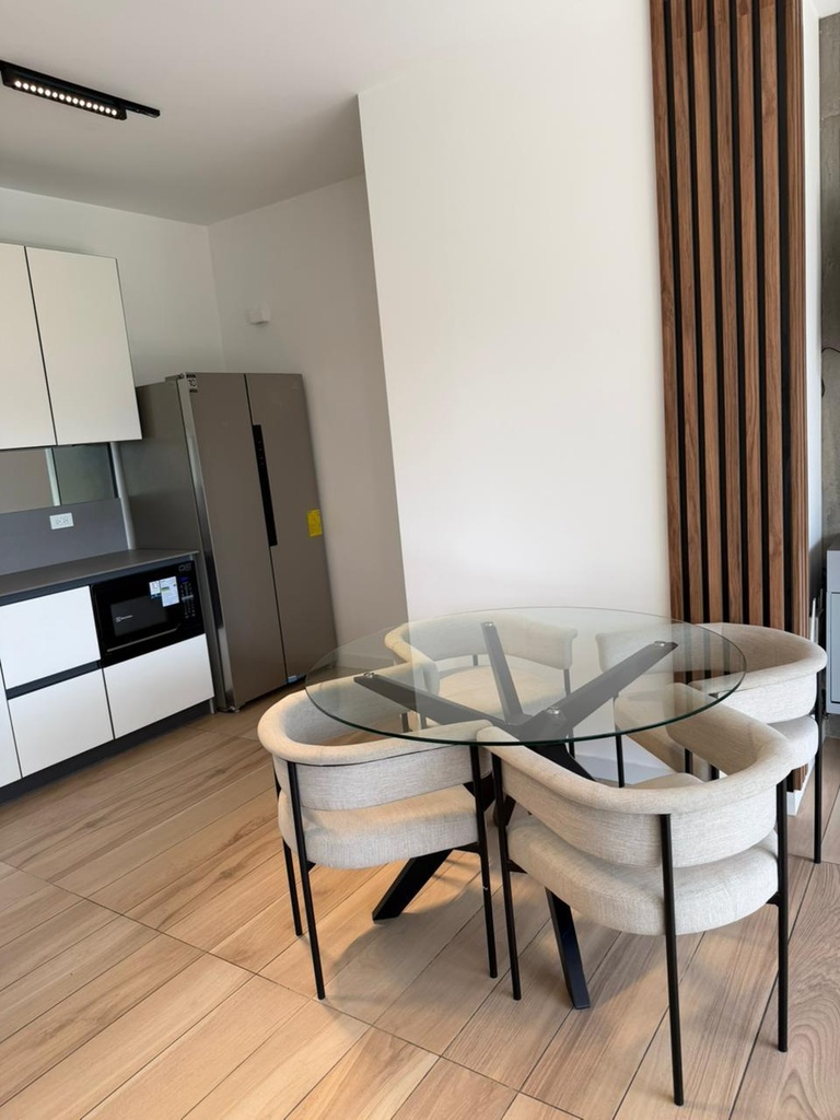 Estudio Moderno en Alquiler Sector República del Salvador