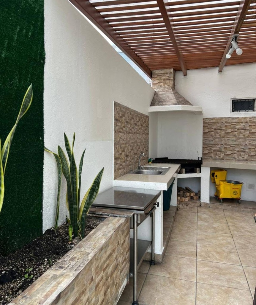 Suite con Excelente Ubicación en Venta Sector Granados 