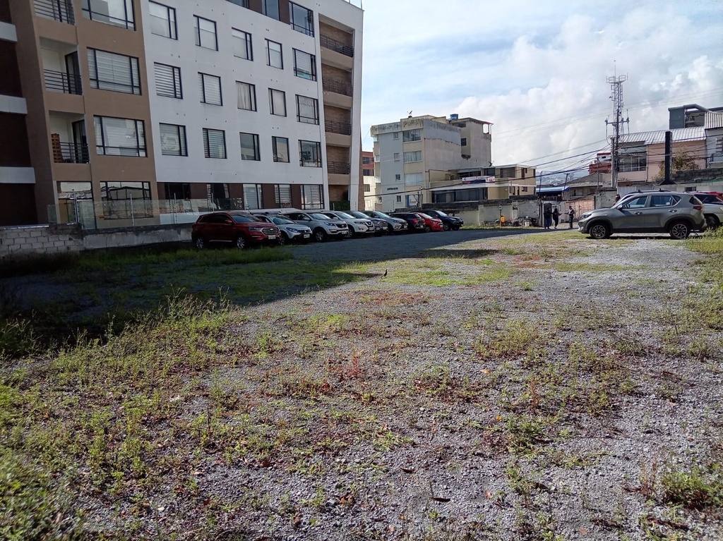 Terreno con Excelente Ubicación en Venta Sector Mariana de Jesús