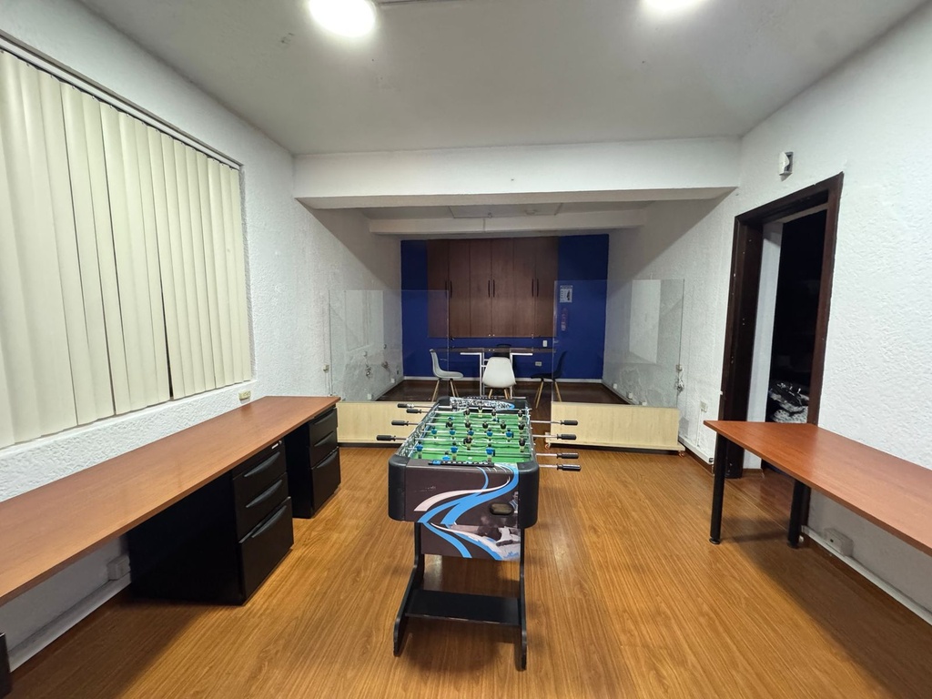 Casa Comercial con Excelente Ubicación en Venta Sector Mariana de Jesús