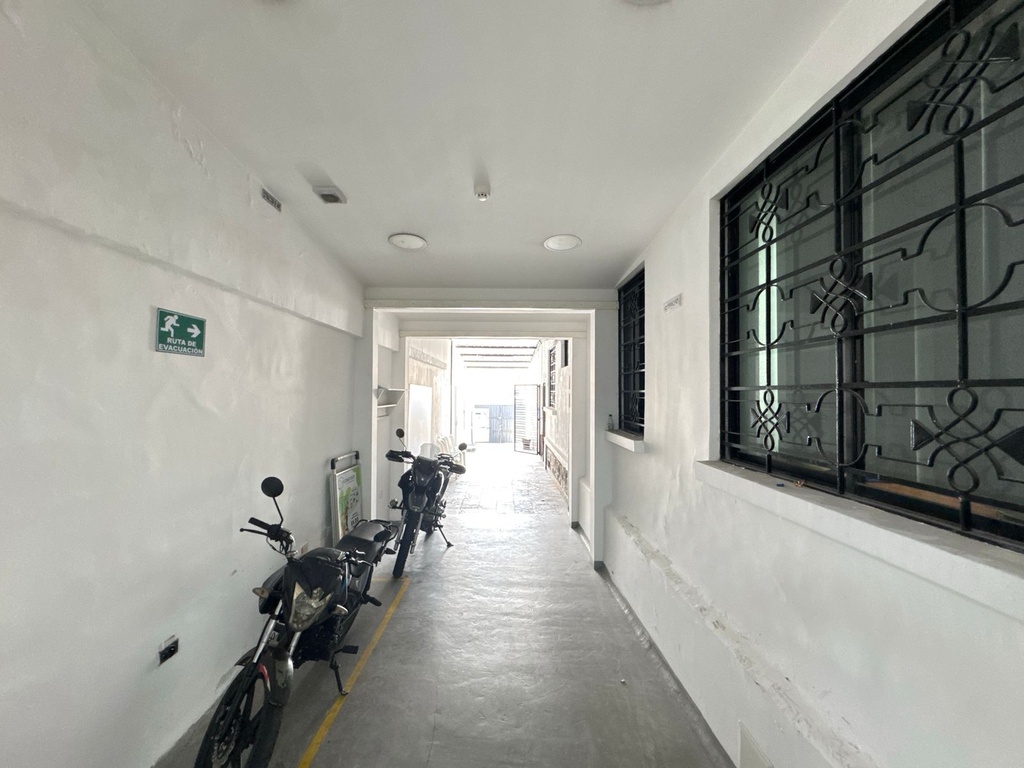 Casa Comercial con Excelente Ubicación en Venta Sector Mariana de Jesús