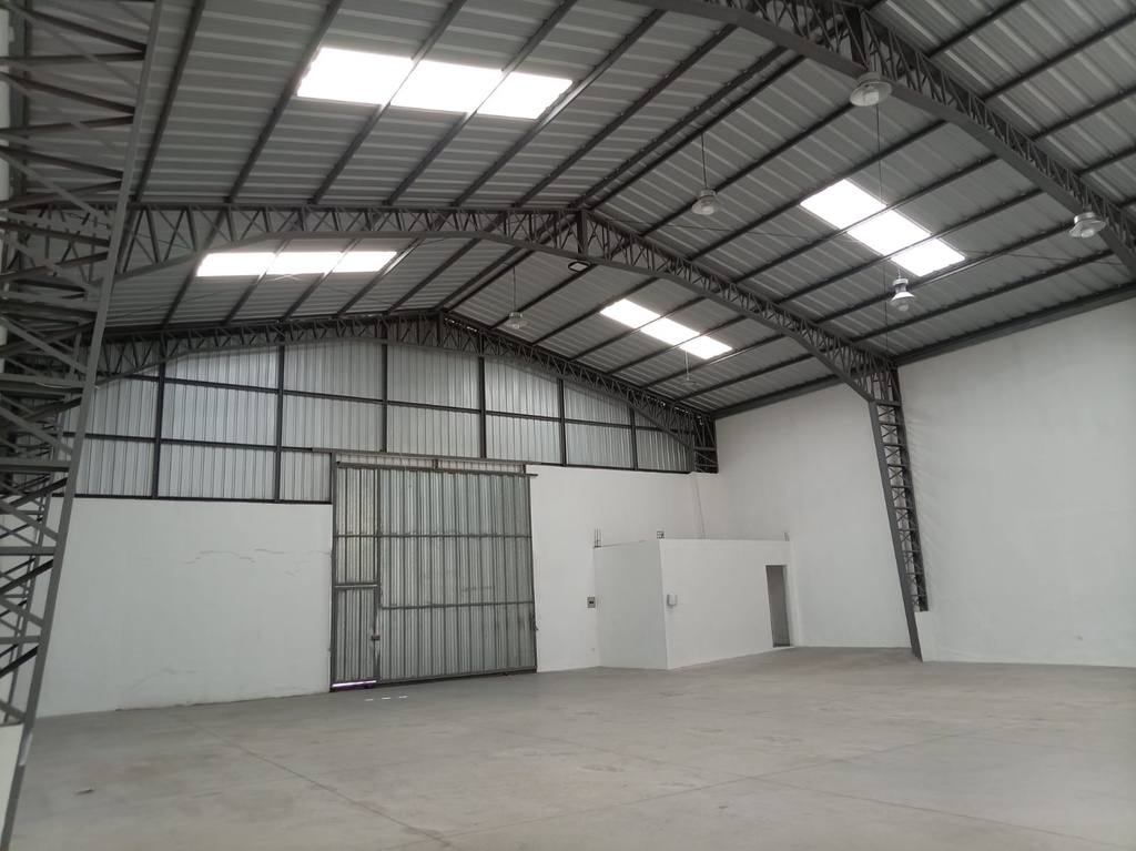 Galpón en Venta Parque Industrial Amaguaña