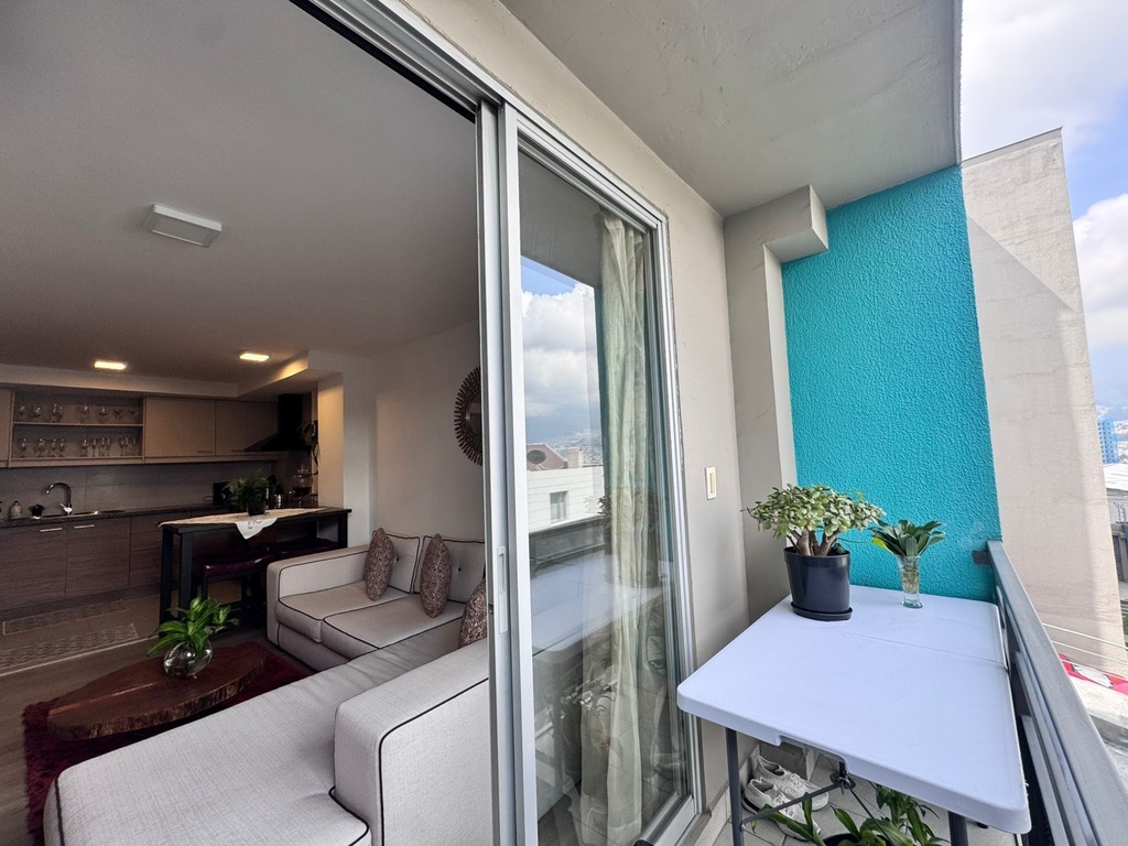 Suite Moderna en Alquiler Sector Solca