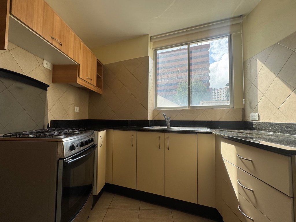 Suite con Excelente Ubicación en Venta Sector República del Salvador