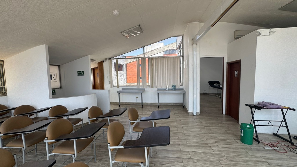 Oficina con Excelente Ubicación en Venta Sector Granda Centeno