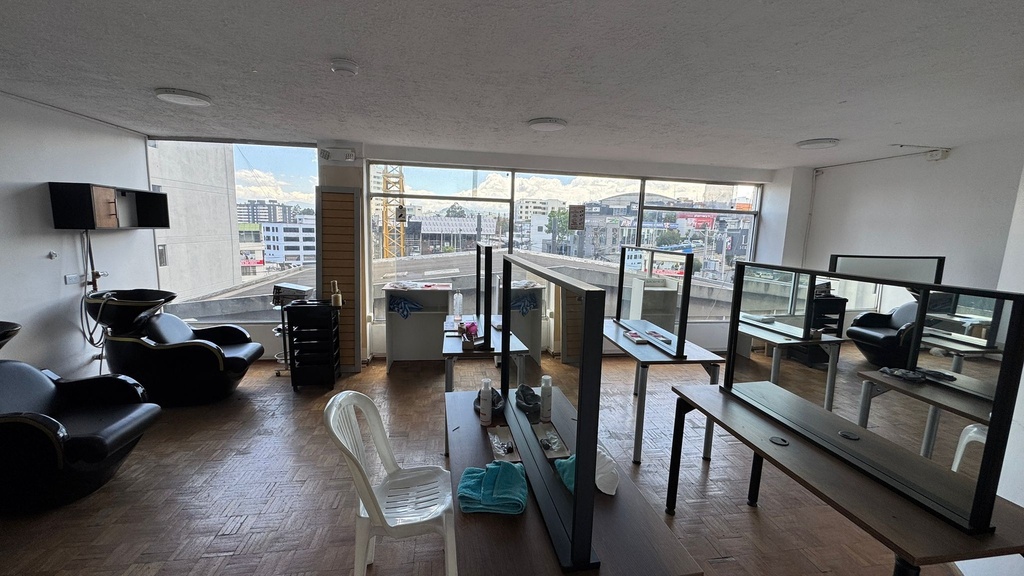 Oficina con Excelente Ubicación en Venta Sector Granda Centeno