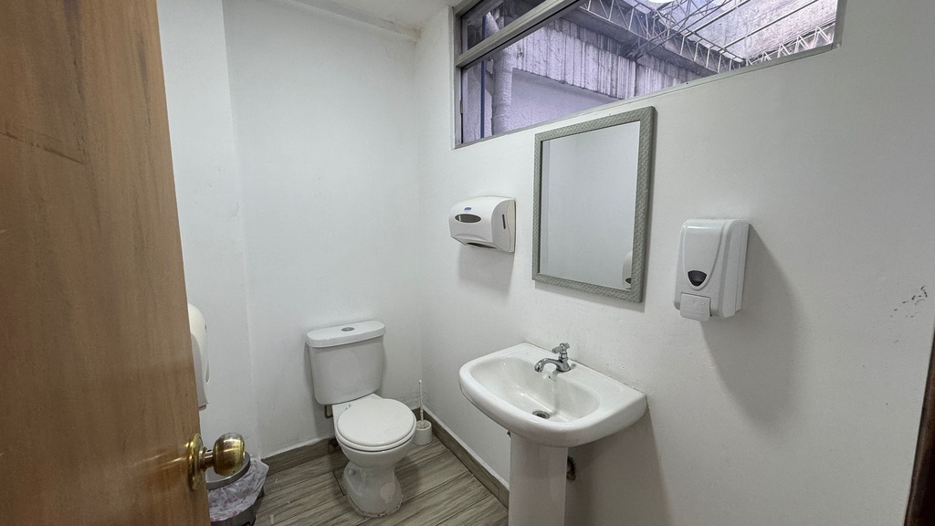 Oficina con Excelente Ubicación en Venta Sector Granda Centeno