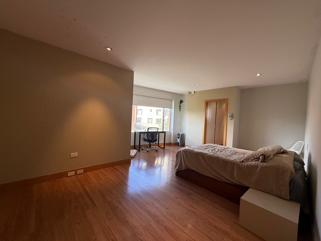 Departamento en Venta con Hermosa Vista Sector Quito Tenis