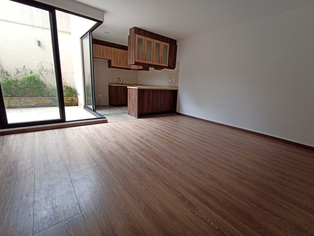 Suite en Venta con Ubicación Estratégica Sector 12 de Octubre 