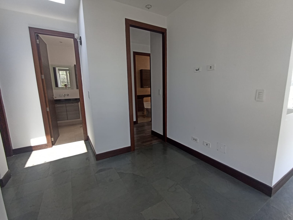 Casa en Venta de Oportunidad Sector Tumbaco