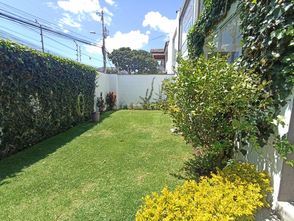 Casa en Venta de Oportunidad Sector Tumbaco