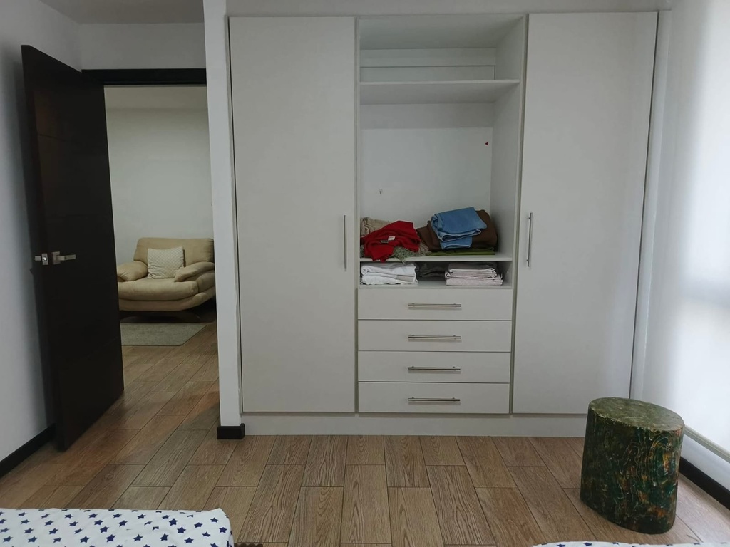 Departamento con Excelente Ubicación en Venta Sector Cumbayá