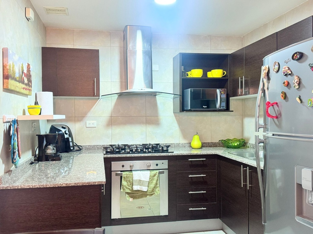 Departamento con Excelente Ubicación en Venta Sector República del Salvador