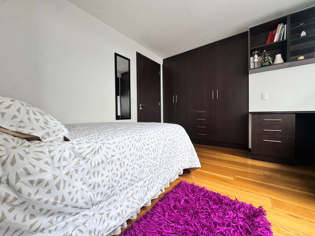 Departamento con Excelente Ubicación en Venta Sector República del Salvador