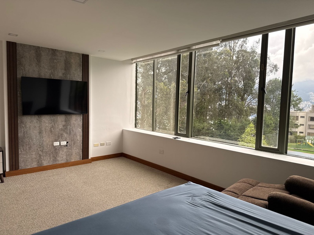 Departamento con Hermosa Vista en Alquiler Sector Monteserrin