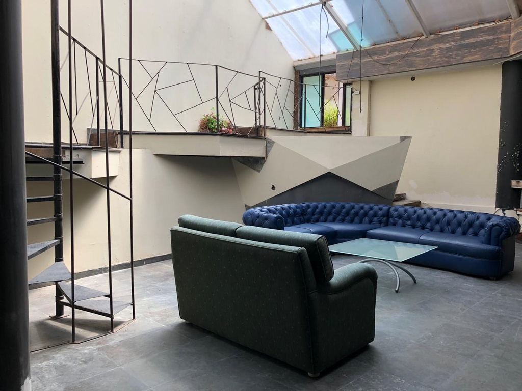 Local con Excelente Ubicación en Alquiler Sector La Paz