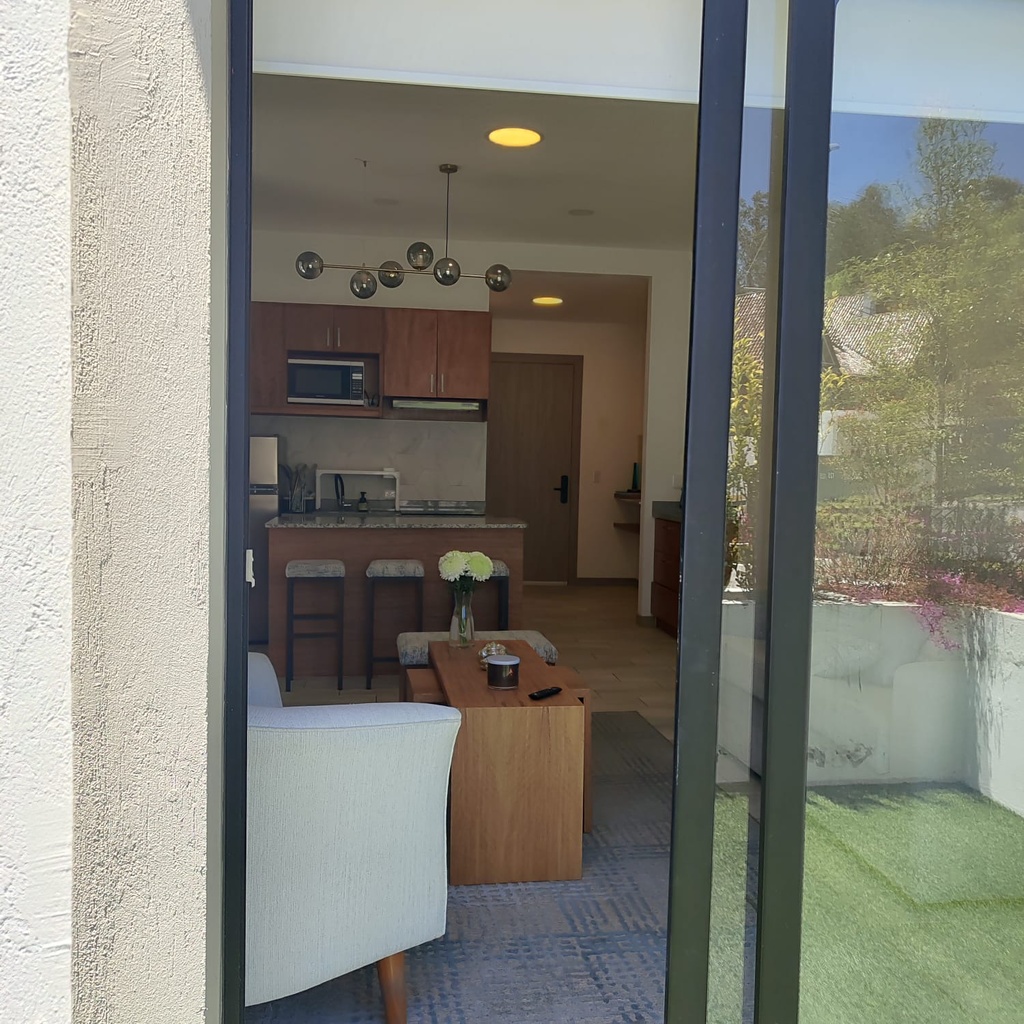 Suite con Excelente Ubicación en Alquiler Sector Cumbayá