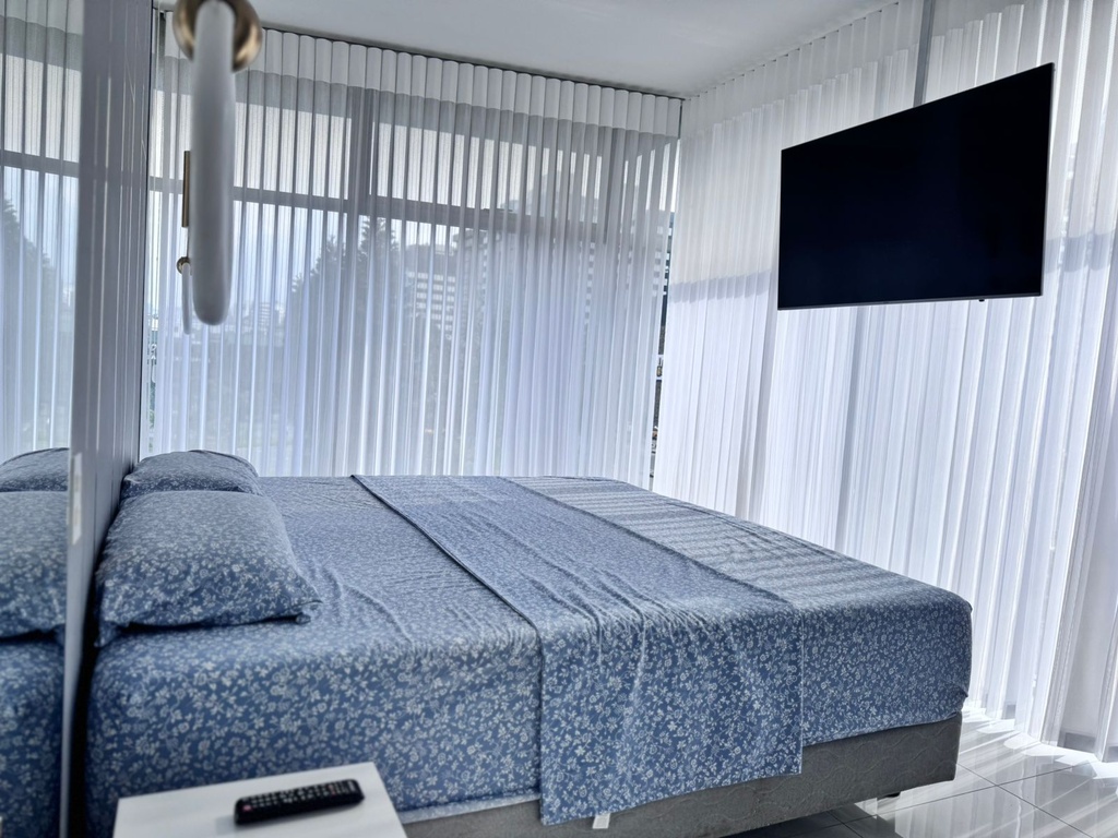 Departamento Amplio de 3 Dormitorios en Alquiler Sector La Carolina