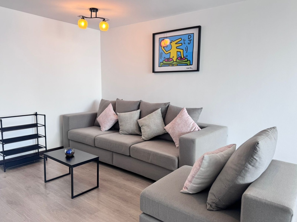 Departamento Amplio de 2 Dormitorios en Alquiler Sector República del Salvador