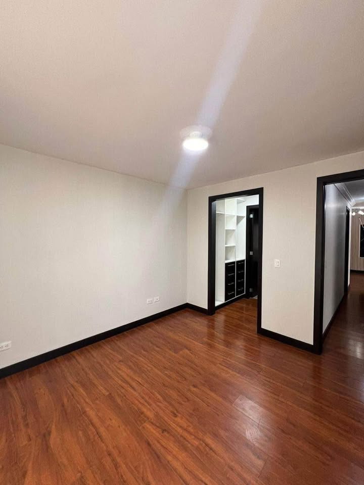 Departamento en Alquiler de Oportunidad Sector La Pradera