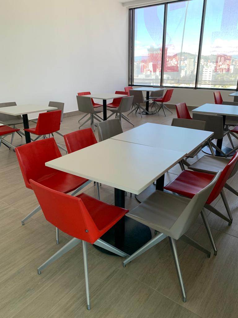 Oficina con Excelente Ubicación en Alquiler Sector Iñaquito