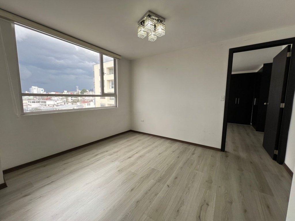 Suite con Hermosa Vista en Venta Sector Rumipamba