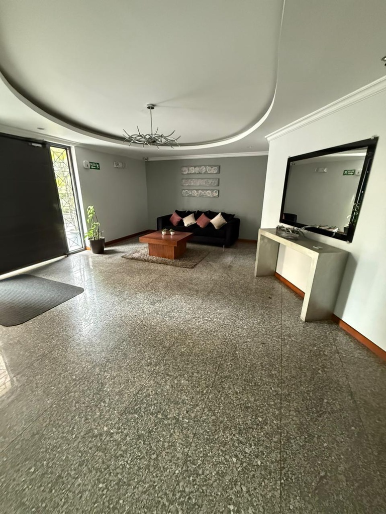 Departamento con Excelente Ubicación en Venta Sector Bosmediano