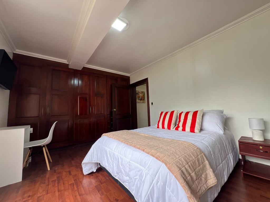 Suite de Oportunidad en Venta Sector República del Salvador 