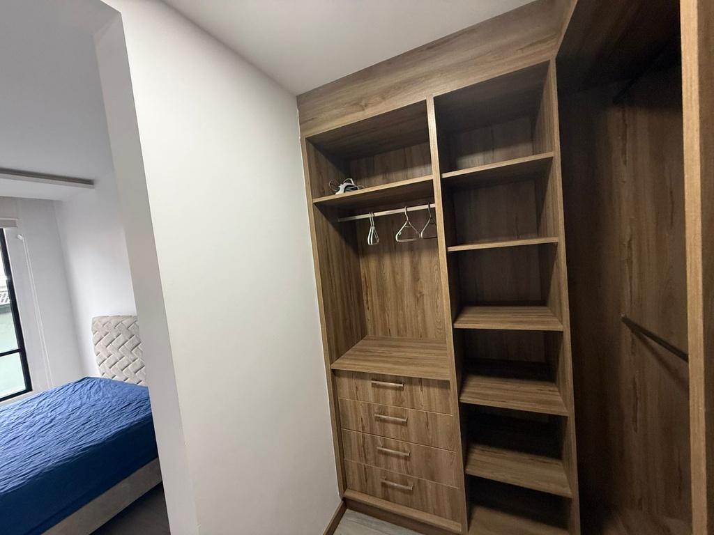 Alquiler de suite Moderna en el sector Republica del Salvador