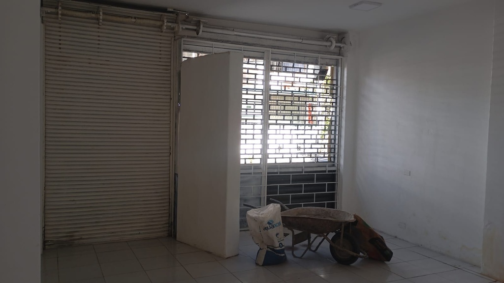 Local en Alquiler Sector Las Casas