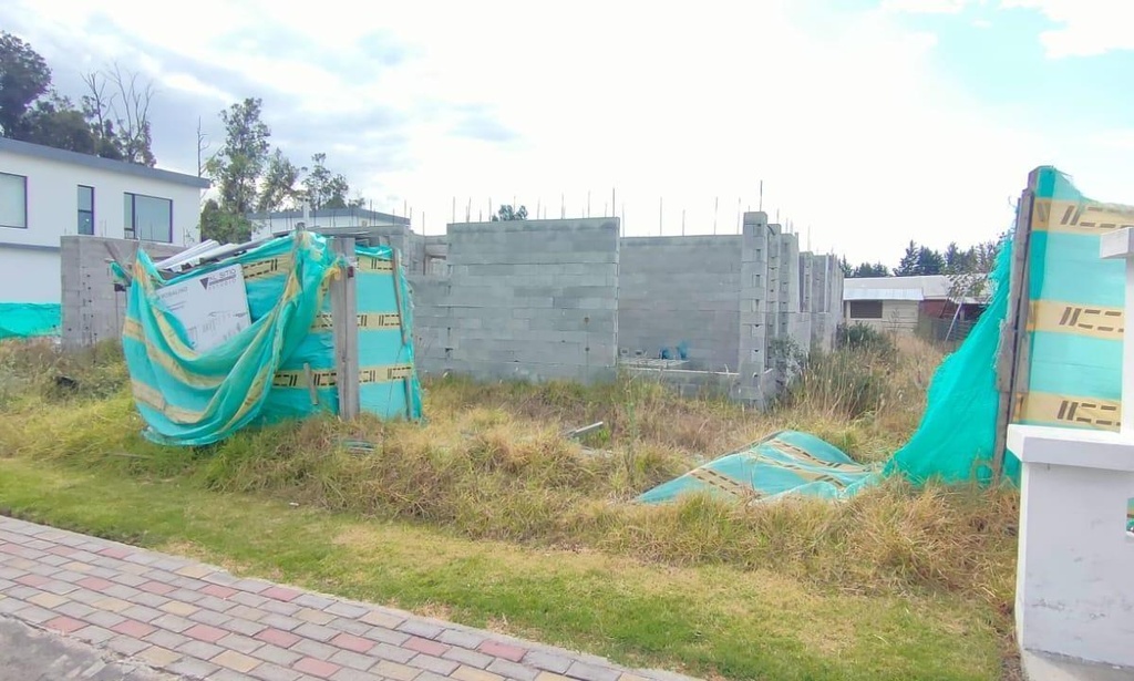 Terreno con Ubicación Estratégica Sector Tumbaco 