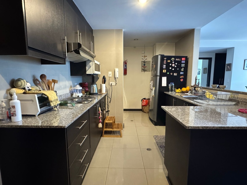 Departamento con Excelente Ubicación Sector La Pradera