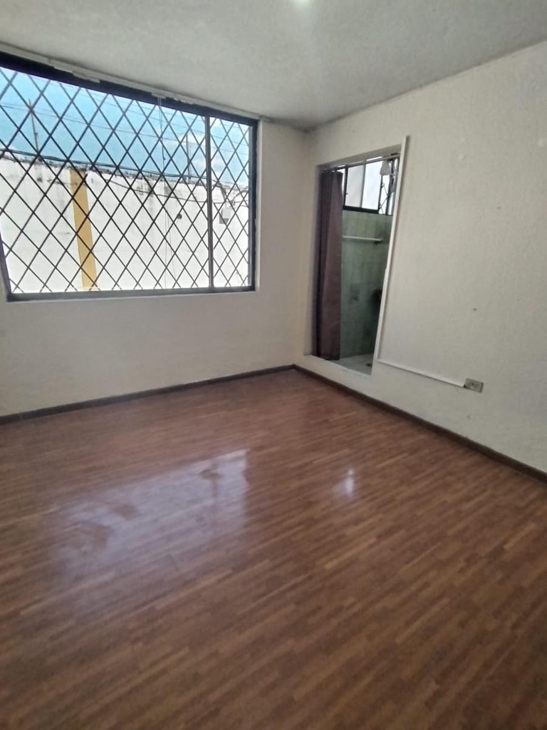  Casa con Ubicación Estratégica Sector Real Audiencia
