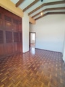 Casa Amplia de 3 Dormitorios Sector Ponceano Alto