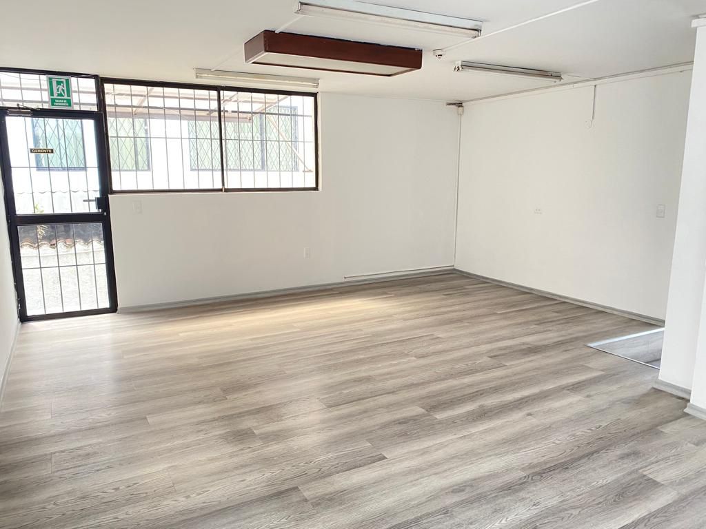 Casa comercial con Ubicación Estratégica Sector La Carolina