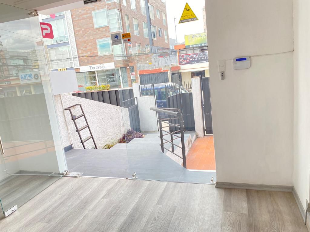 Casa comercial con Ubicación Estratégica Sector La Carolina