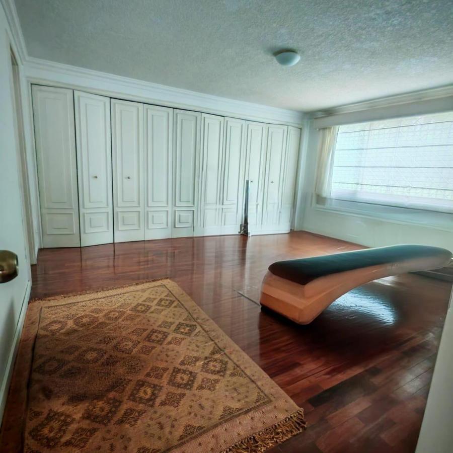 Departamento Amplio de 3 Dormitorios en Venta Sector El Batán