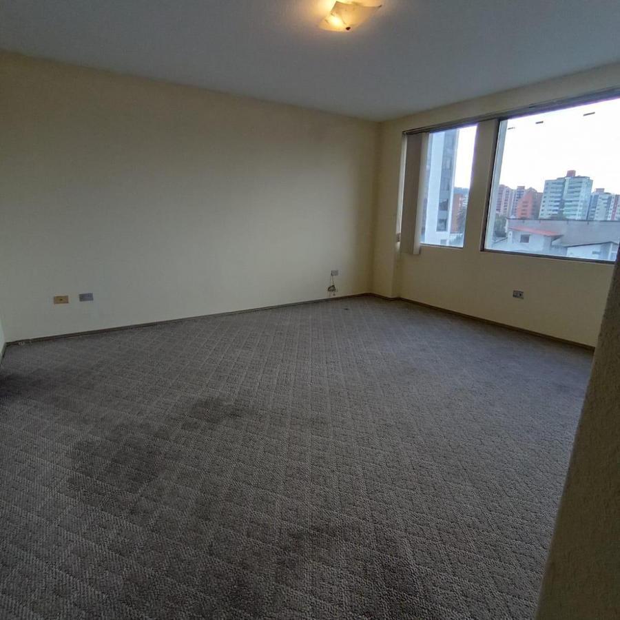 Departamento con Ubicación Estratégica en Venta Sector La Colón