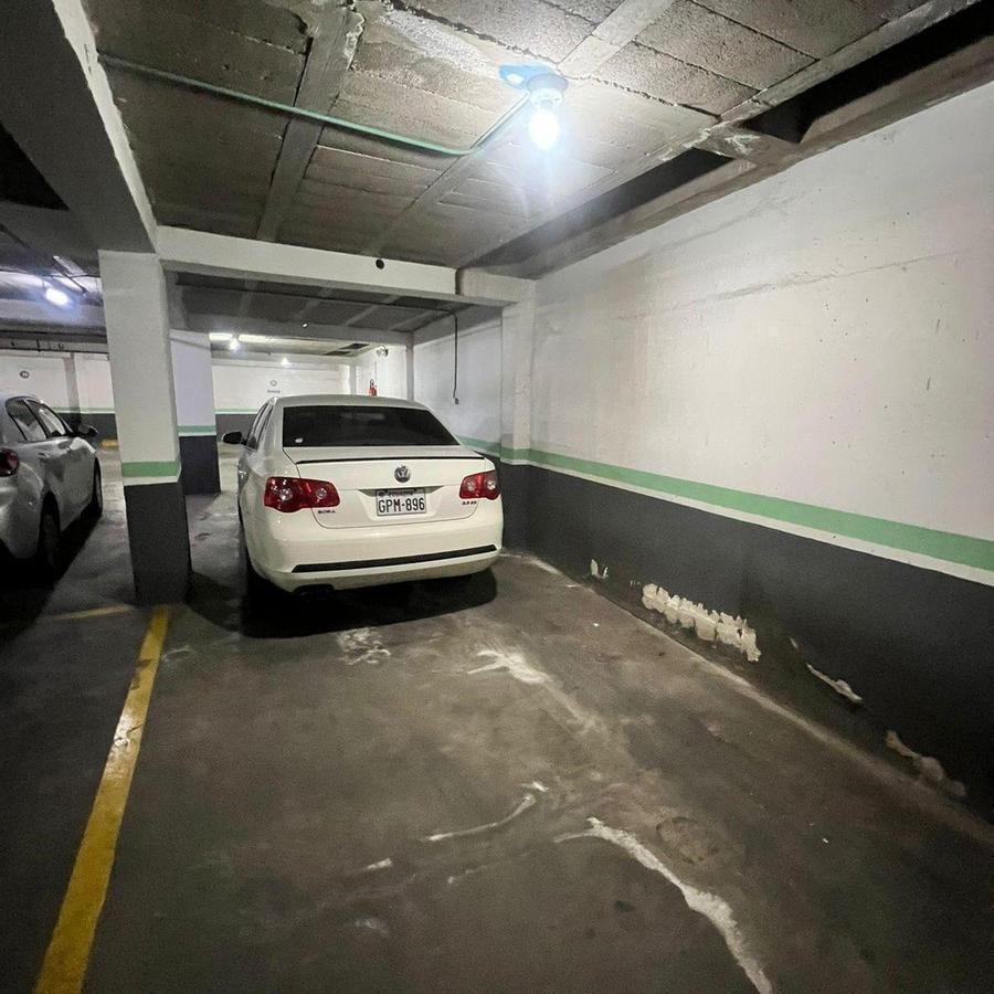 Parqueadero de Oportunidad en Venta Sector La Mariscal