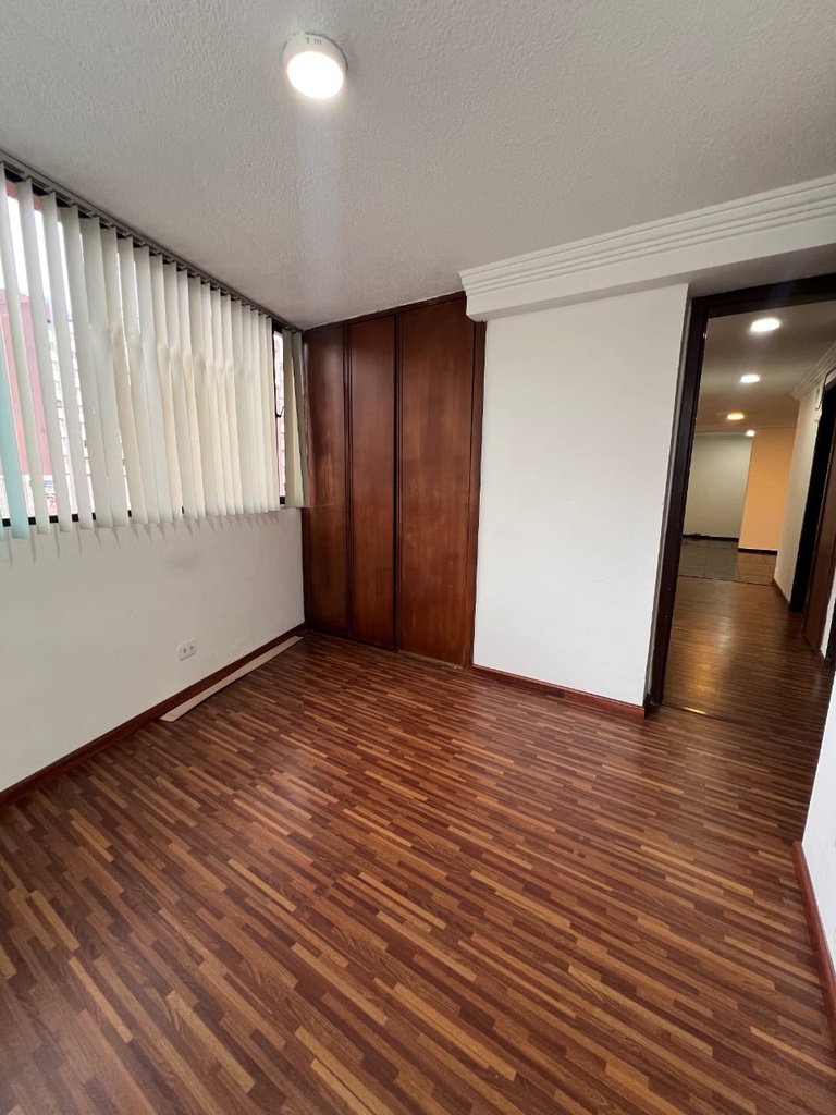 Departamento con Hermosa Vista en Alquiler Sector Bellavista