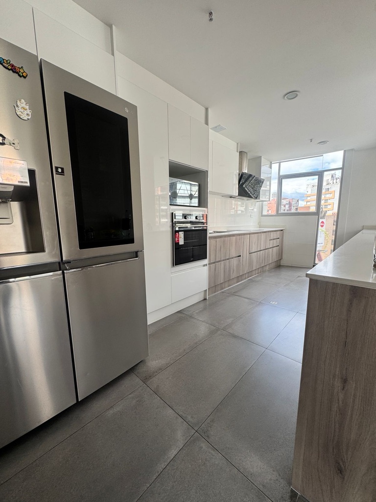 Departamento Amplio de 3 Dormitorios en Venta Sector La Coruña