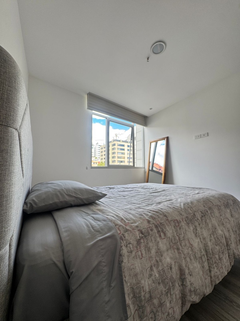 Departamento Amplio de 3 Dormitorios en Venta Sector La Coruña