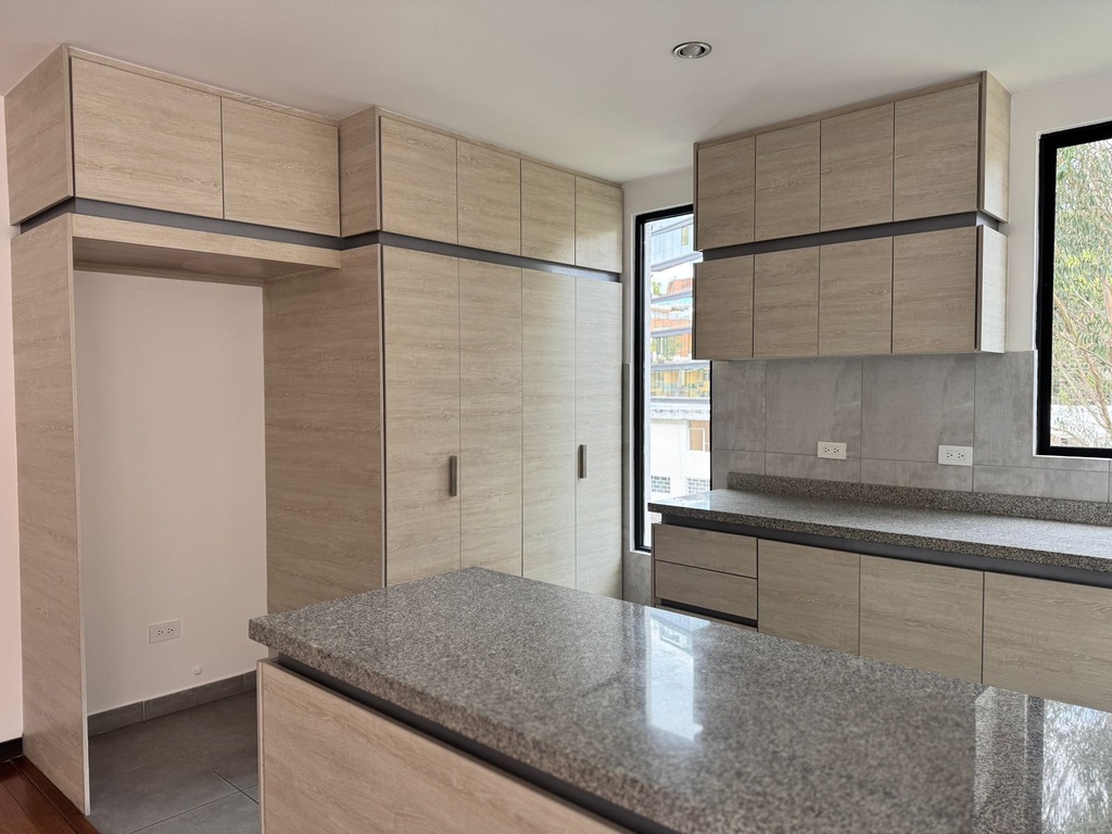  Departamento con Excelente Ubicación en Venta Sector Bellavista 