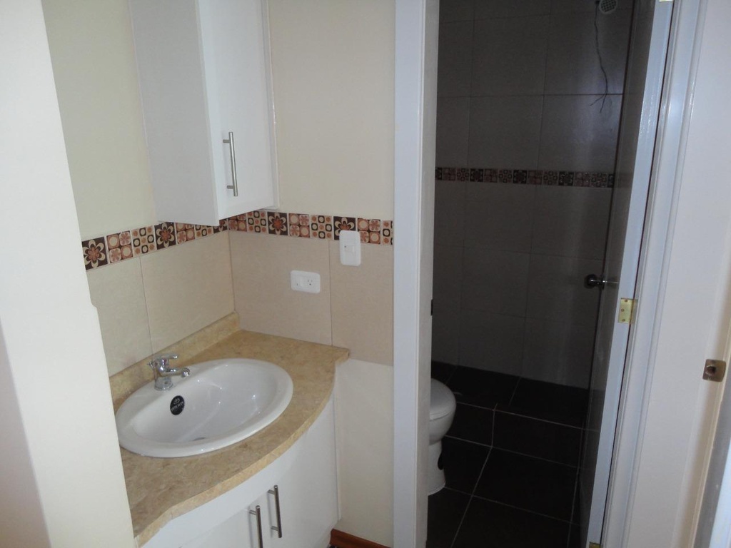 Casa con Excelente Ubicación en Venta Sector Carcelén