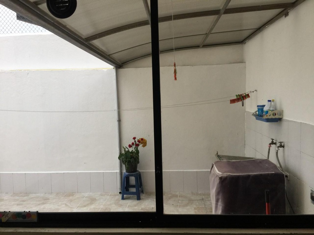 Casa con Excelente Ubicación en Venta Sector Carcelén