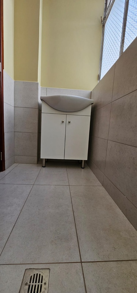 Departamento con Ubicación Estratégica en Alquiler Sector La Carolina 