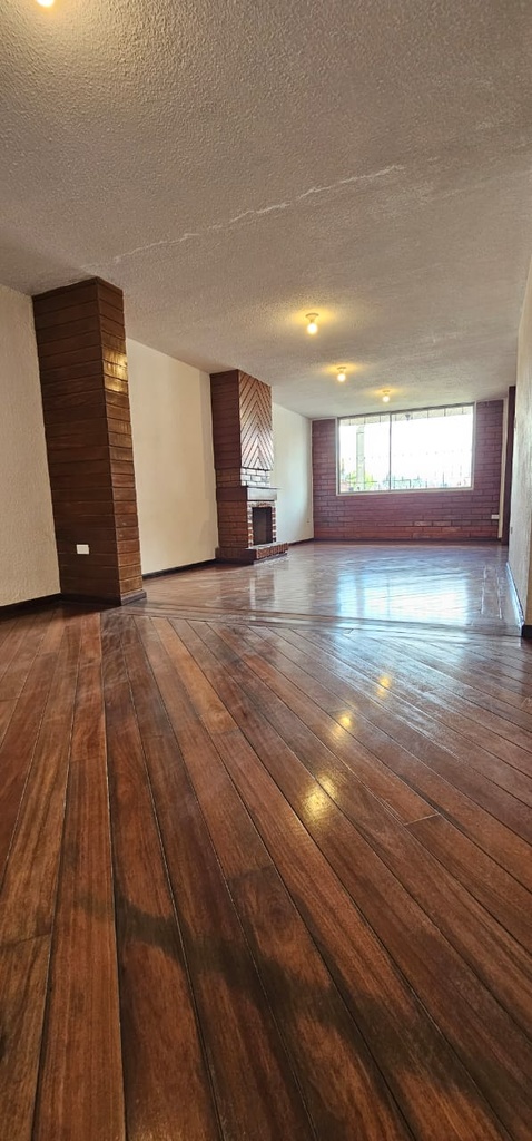 Casa de Oportunidad en Venta Sector San Carlos