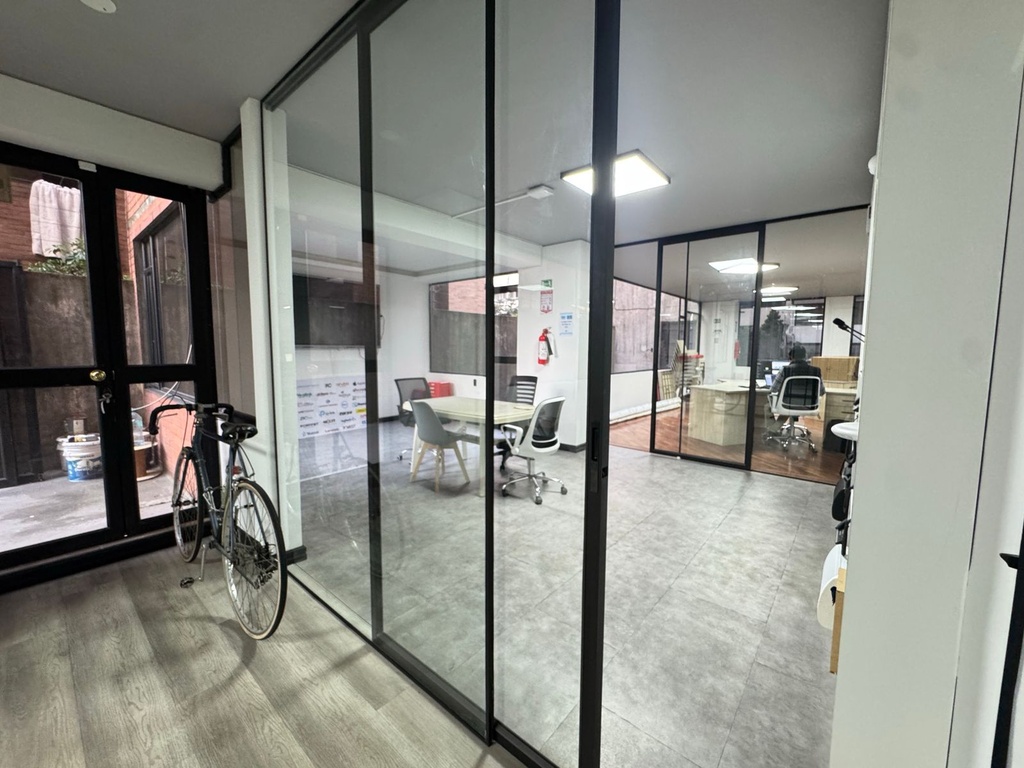 Local con Excelente Ubicación en Alquiler Sector República del Salvador 