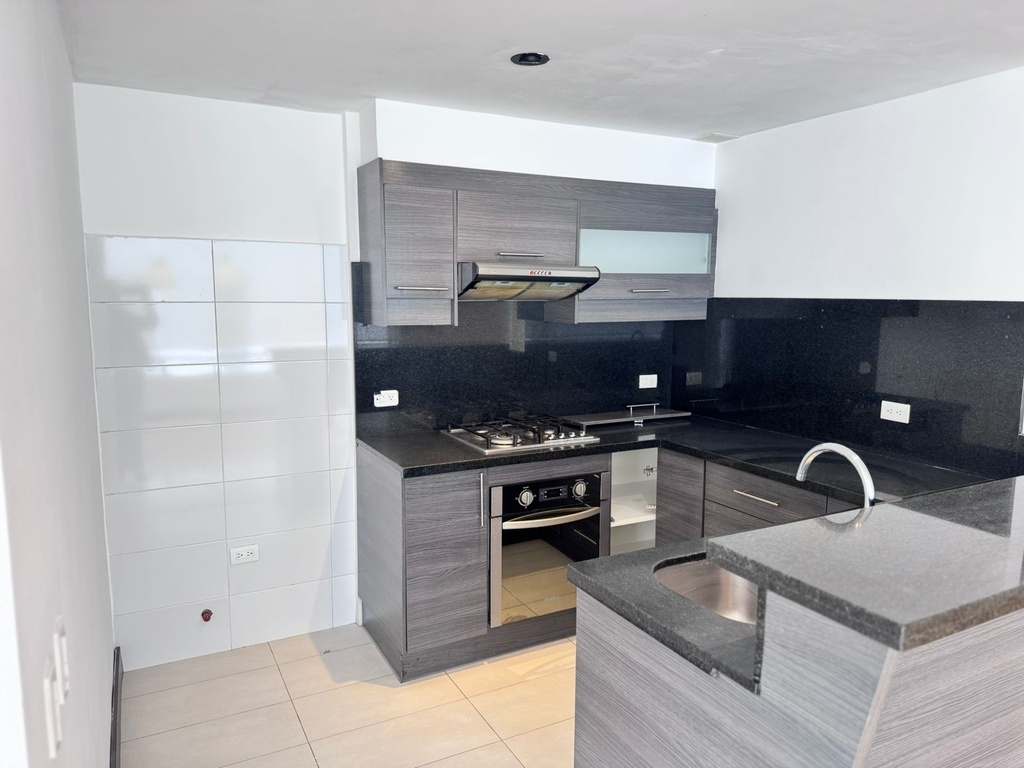 Departamento Amplio de 2 Dormitorios en Alquiler Sector Bellavista